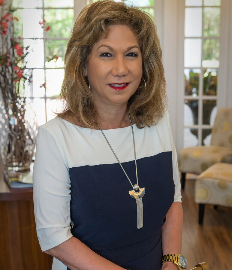 Simone Barrett Image